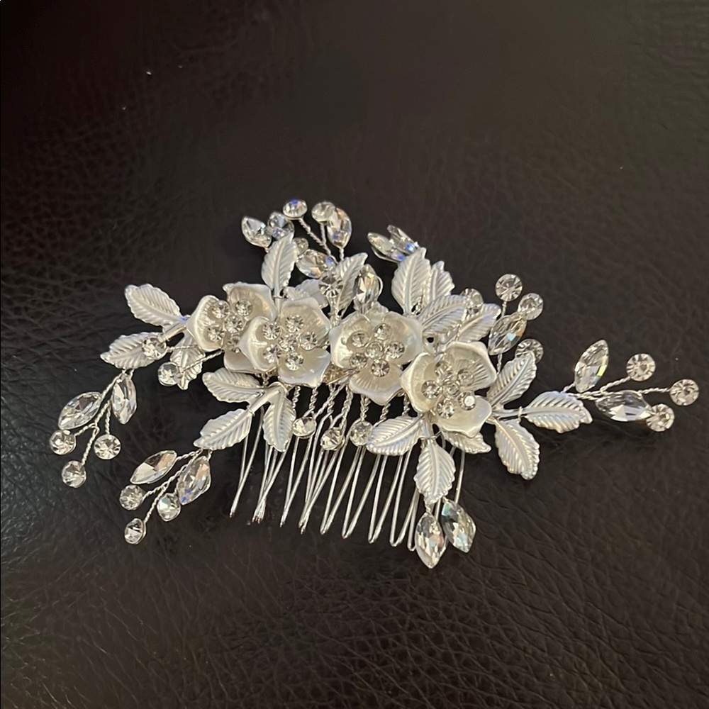 Rhinestone Bridal Hair Comb Pearl Tiaras for Women New Crystal Hairpin Clip - Picture 4 of 8